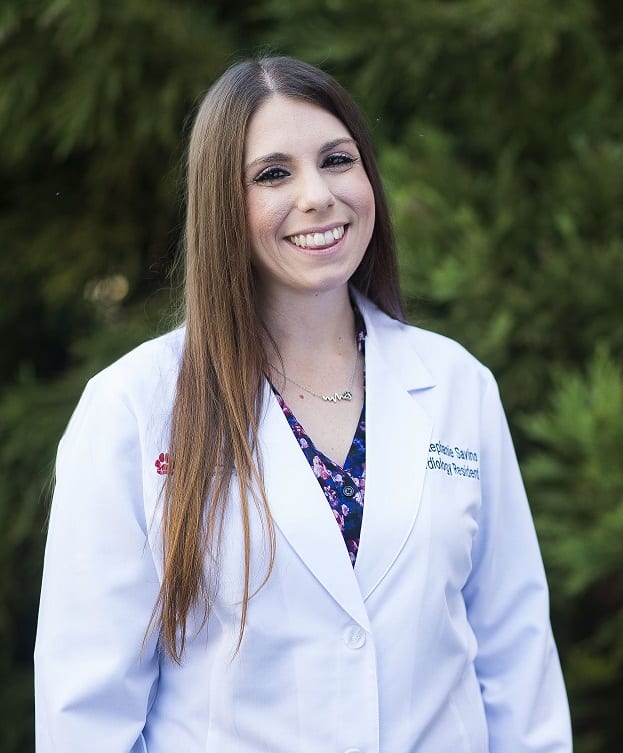 Stephanie Savino veterinarian